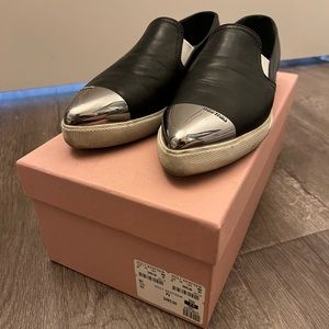 MIU MIU AUTHENTIC LEATHER METALLIC TIP TOE SNEAKERS US WOMEN SIZE 7.5 NARROW FIT